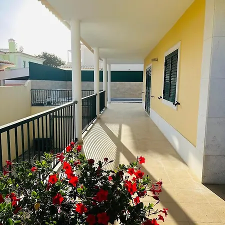 Colorful Holiday-a House With Swimming Pool Villa