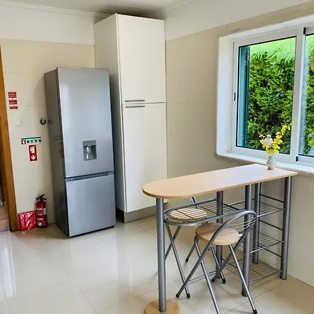Colorful Holiday-a House With Swimming Pool Villa Alcabideche